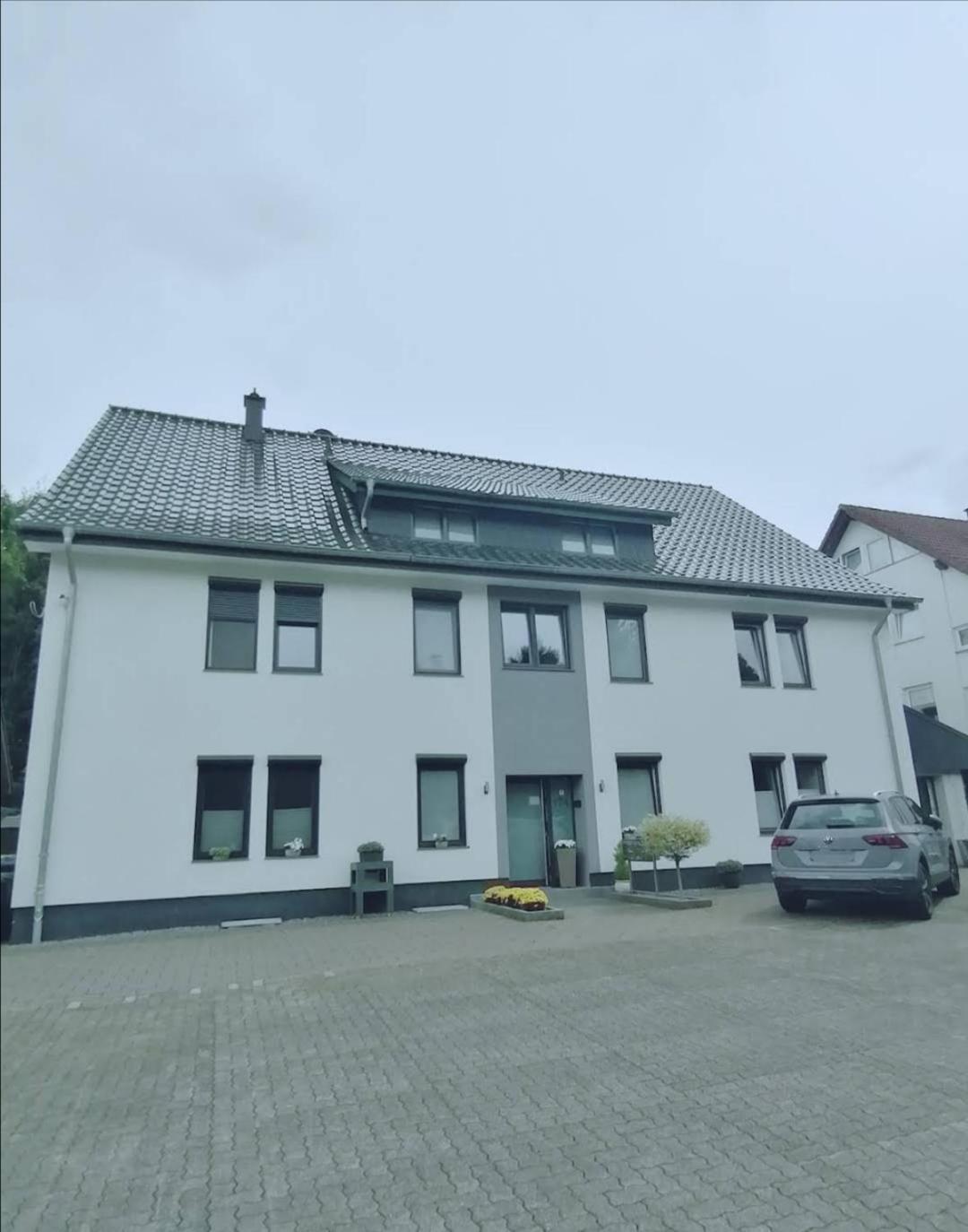 Sleep Well Apartments Detmold - Tempur Beds- Neu - Top Lage - Free Parking - Wifi Exteriör bild