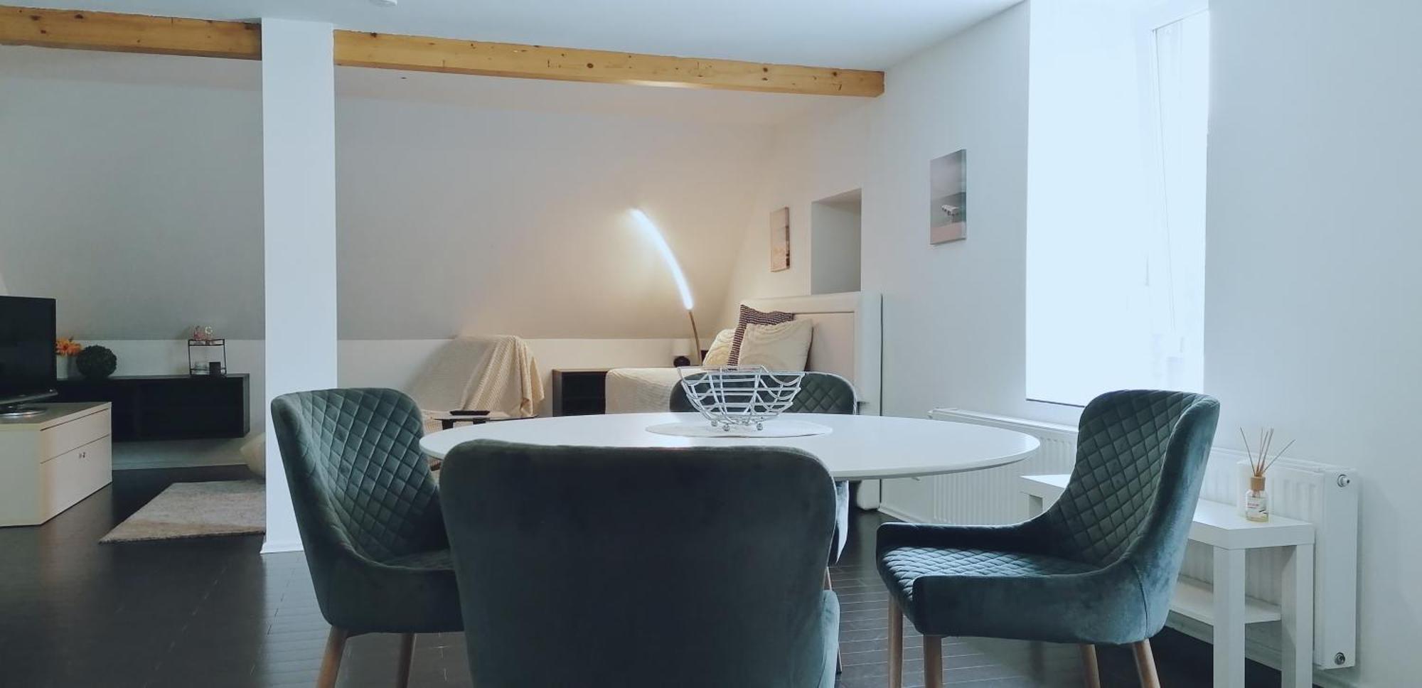 Sleep Well Apartments Detmold - Tempur Beds- Neu - Top Lage - Free Parking - Wifi Exteriör bild