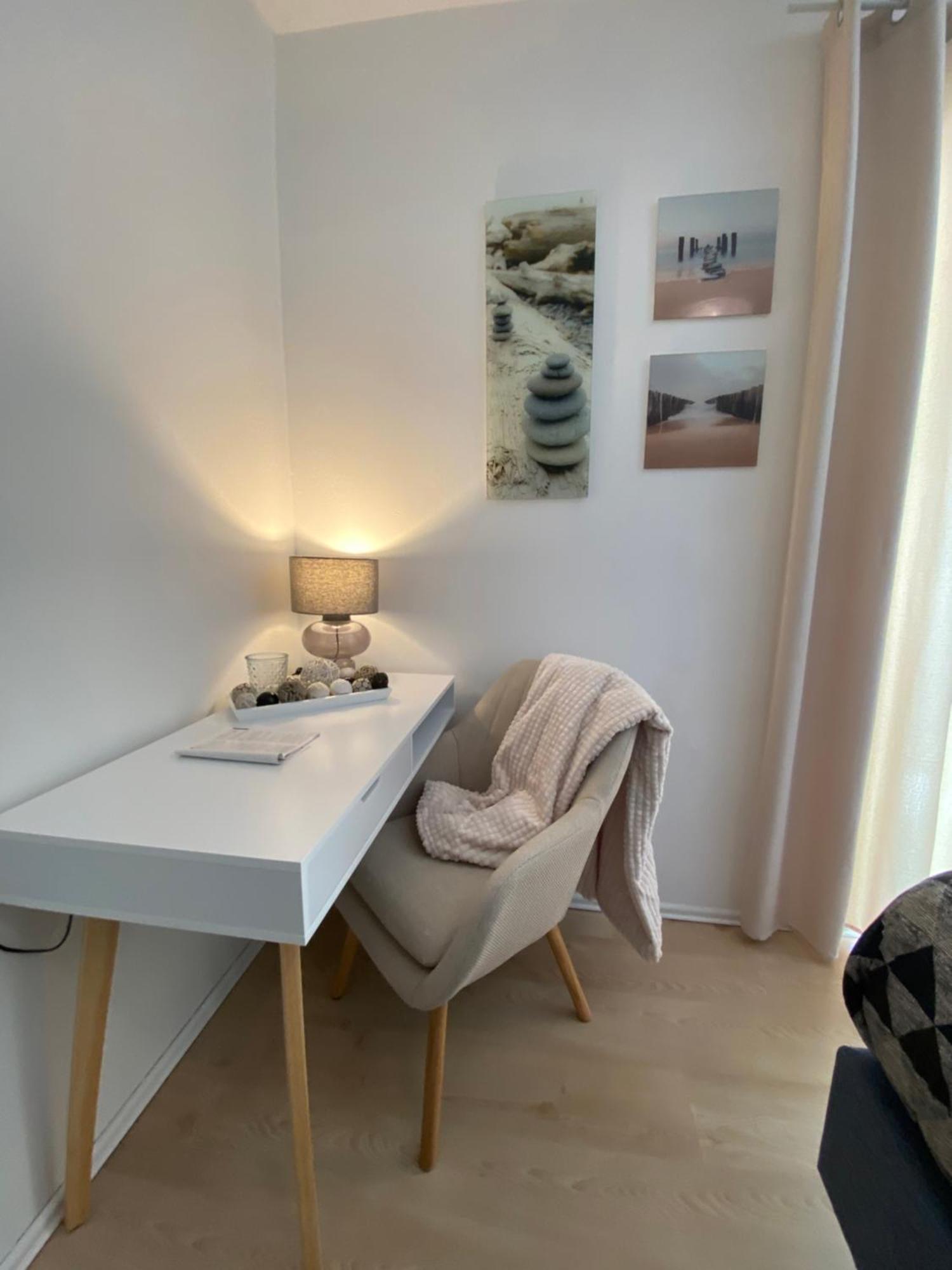 Sleep Well Apartments Detmold - Tempur Beds- Neu - Top Lage - Free Parking - Wifi Exteriör bild