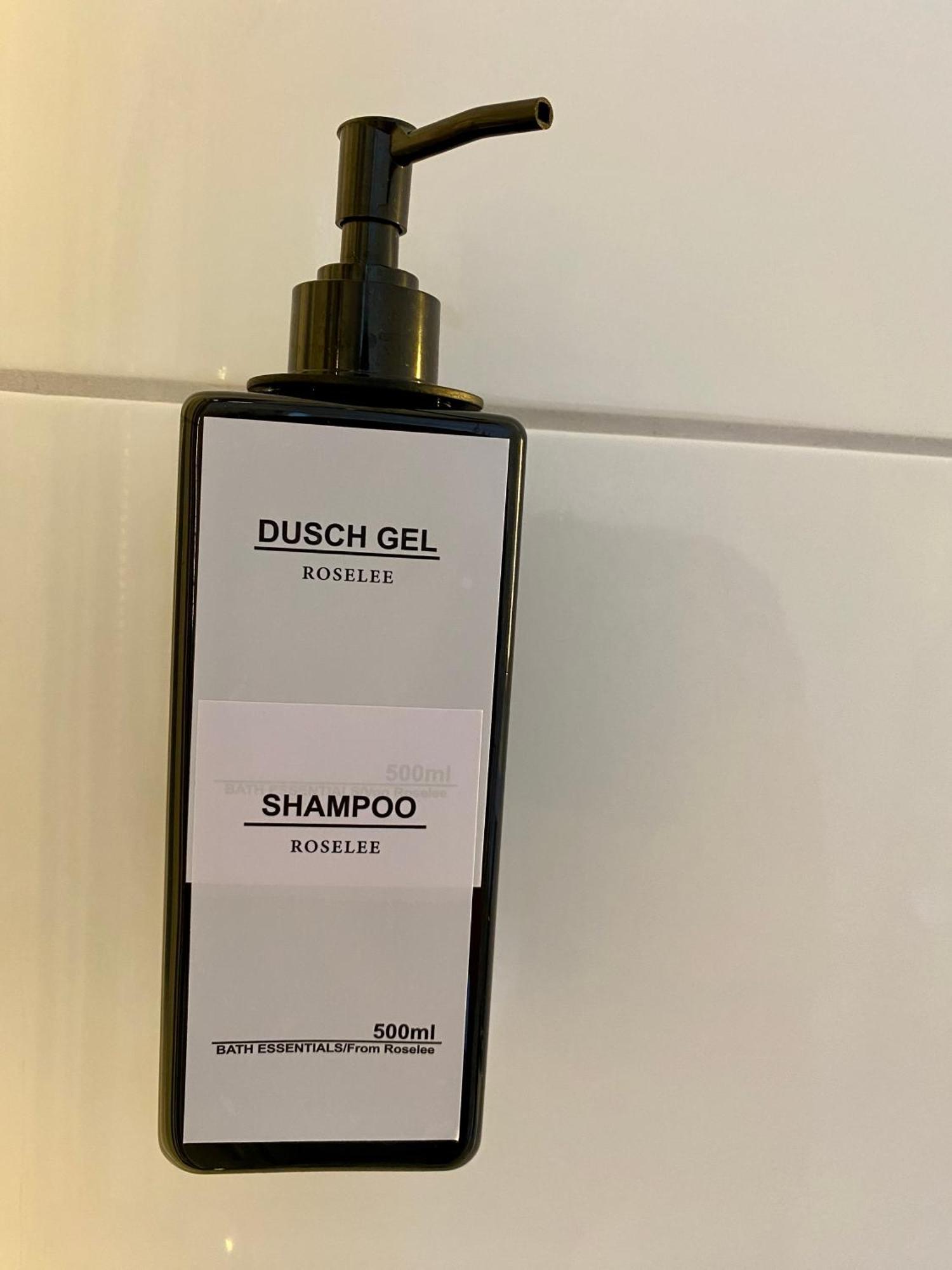 Sleep Well Apartments Detmold - Tempur Beds- Neu - Top Lage - Free Parking - Wifi Exteriör bild
