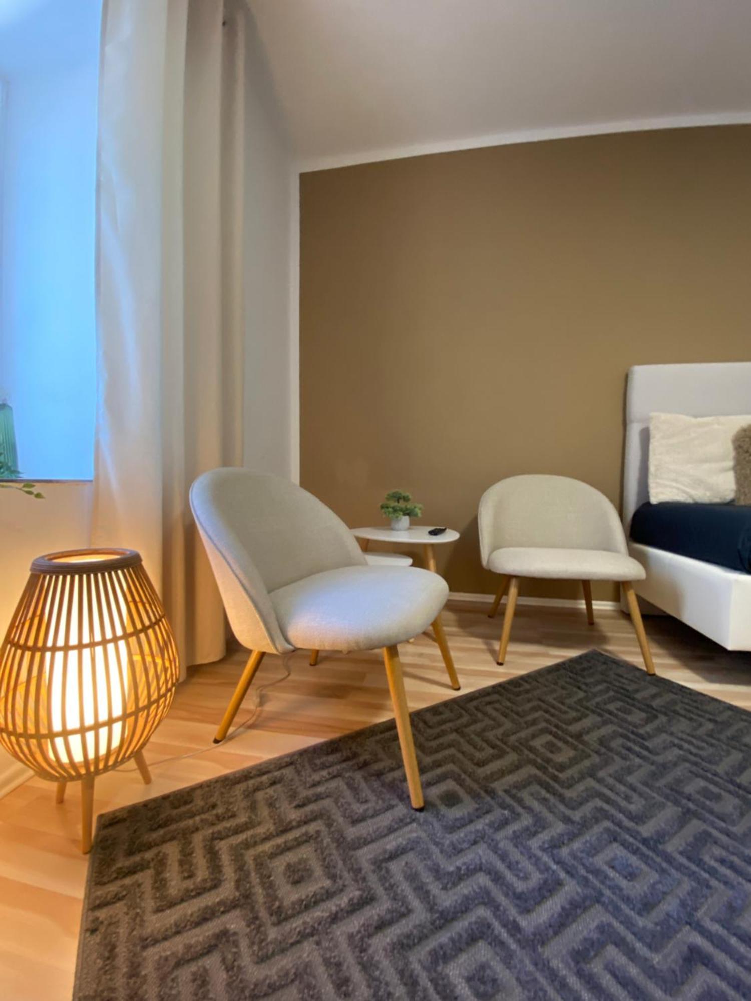 Sleep Well Apartments Detmold - Tempur Beds- Neu - Top Lage - Free Parking - Wifi Exteriör bild